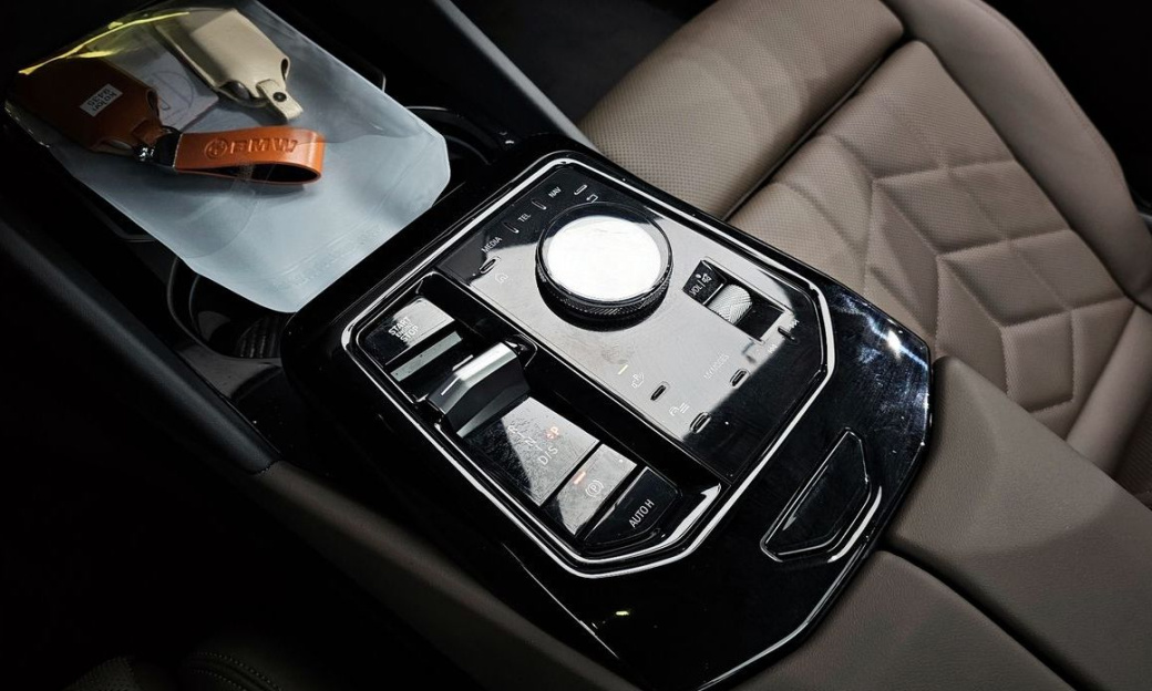 BMW 5-Series 520i M Sport, 2024