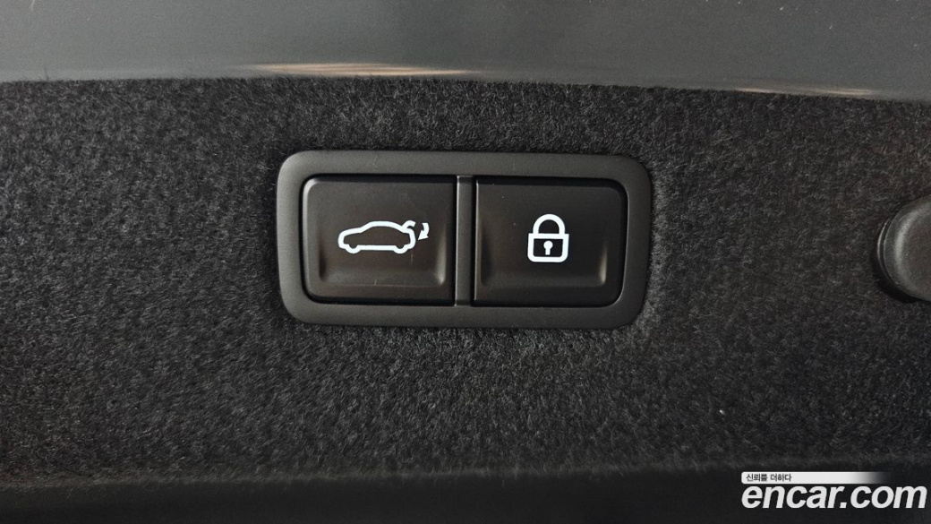 Genesis G70 Gasoline 2.5T 4WD, 2025