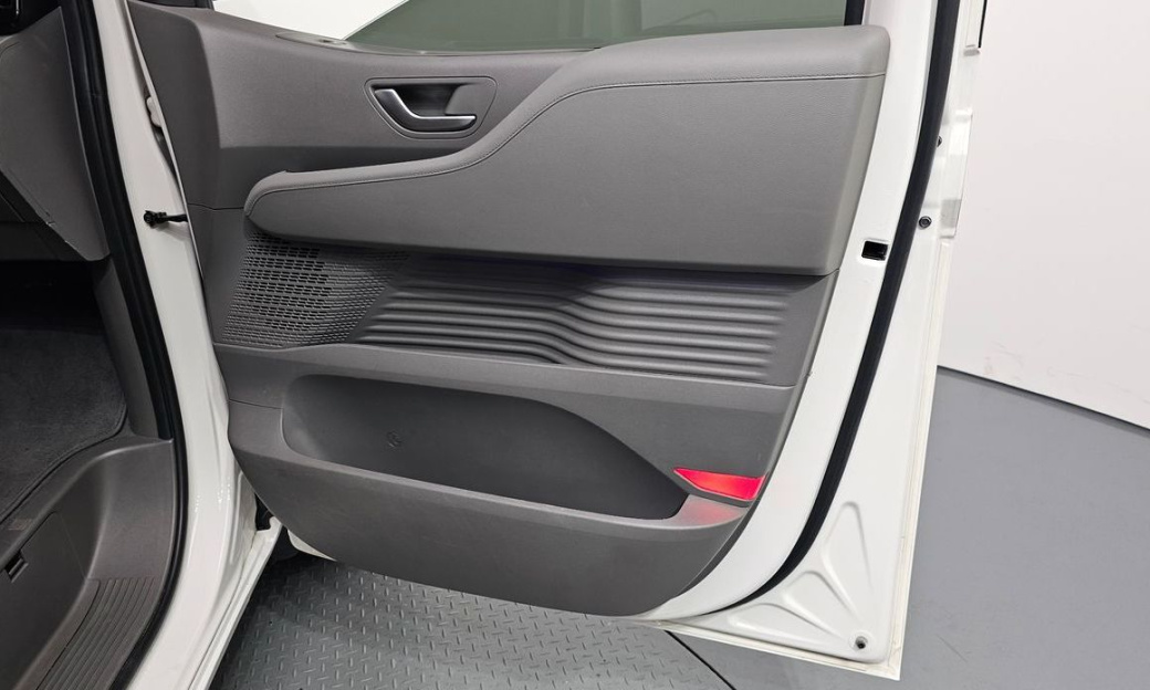 Hyundai Staria 2WD Camping Car, 2024