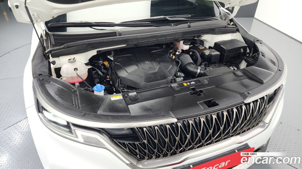 Kia Carnival 9-Seater Signature, 2023