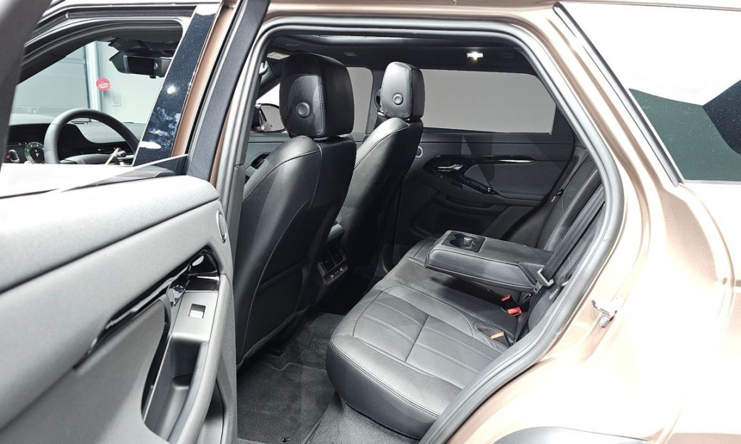 Land Rover Range Rover Evoque P250 Dynamic SE, 2026