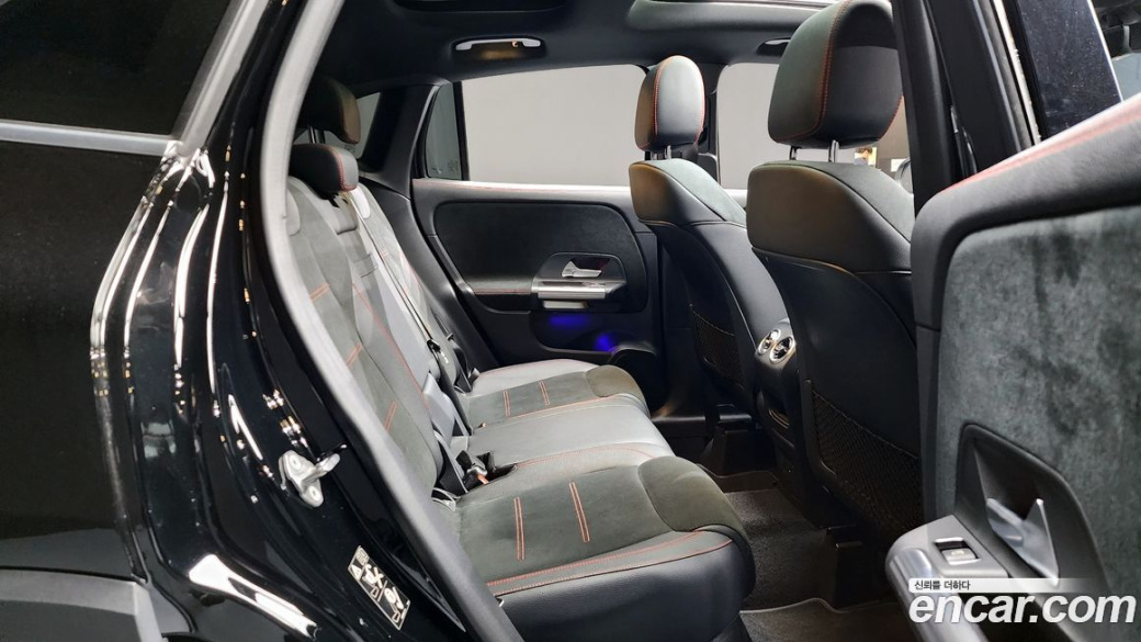 Mercedes-Benz GLA-Class GLA250 4MATIC, 2022