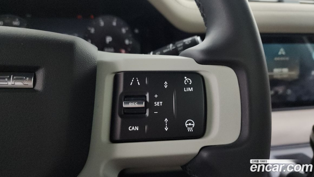 Land Rover Defender 110 P300 X-Dynamic SE, 2023