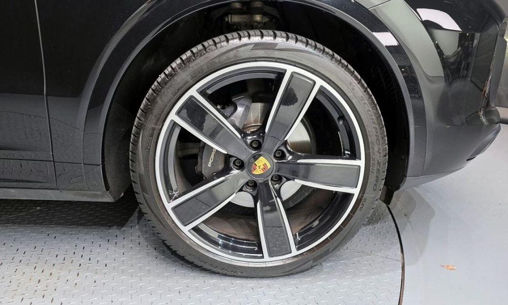 Porsche Cayenne 3.0 COUPE PLATINUM EDITION, 2023
