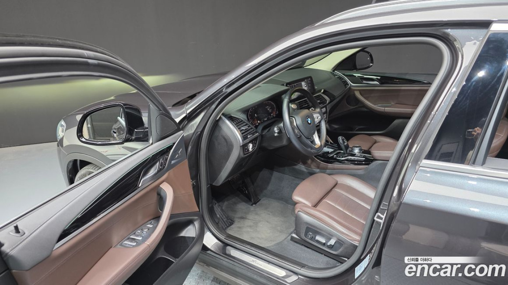 BMW X4 xDrive20i xLine, 2021