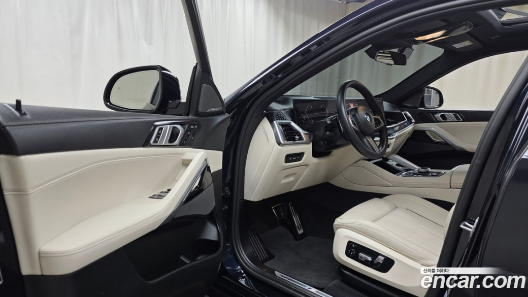 BMW X6 xDrive40i M Sport, 2025