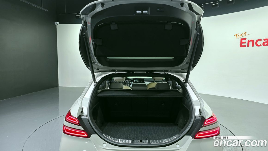 Genesis G70 Gasoline 2.5T 2WD, 2024
