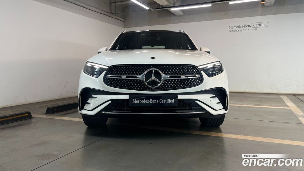 Mercedes-Benz GLC-Class GLC300 4MATIC AMG Line, 2025