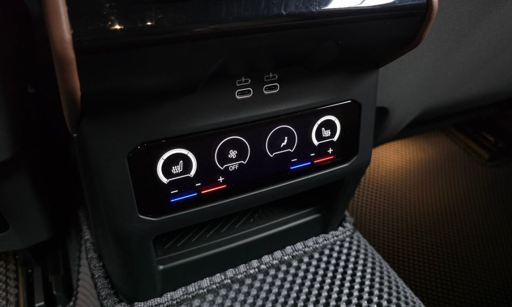 BMW 5-Series 530i xDrive, 2024
