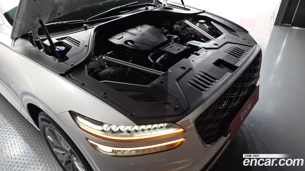 Genesis GV70 2.5T Gasoline 2WD, 2025