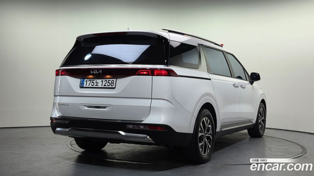 Kia Carnival 9-Seater Noblesse, 2023