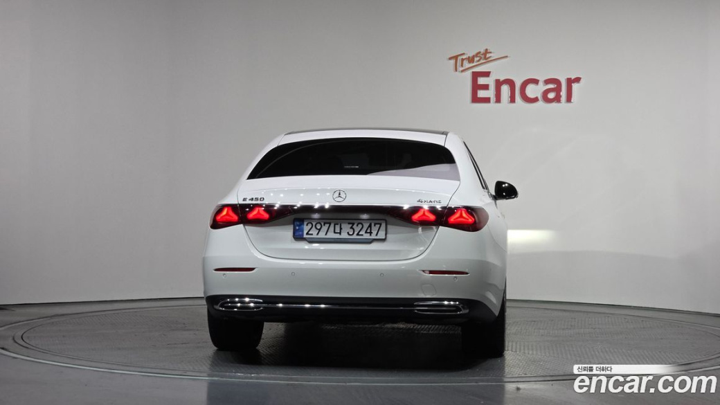 Mercedes-Benz E-Class E450 4MATIC Exclusive, 2024