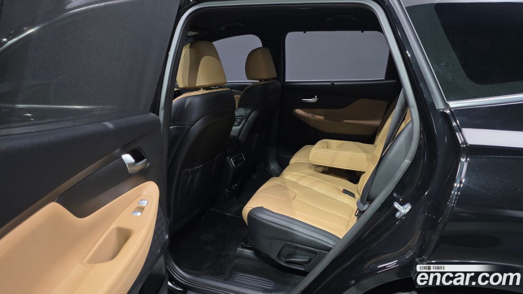 Hyundai Santafe Gasoline 2.5T 2WD, 2023