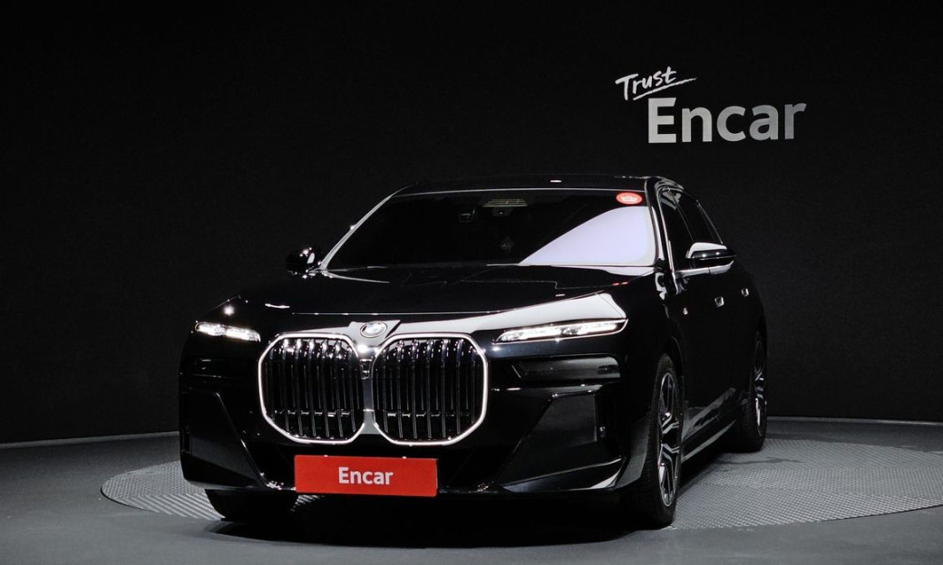 BMW 7-Series 740i xDrive M Sport, 2024