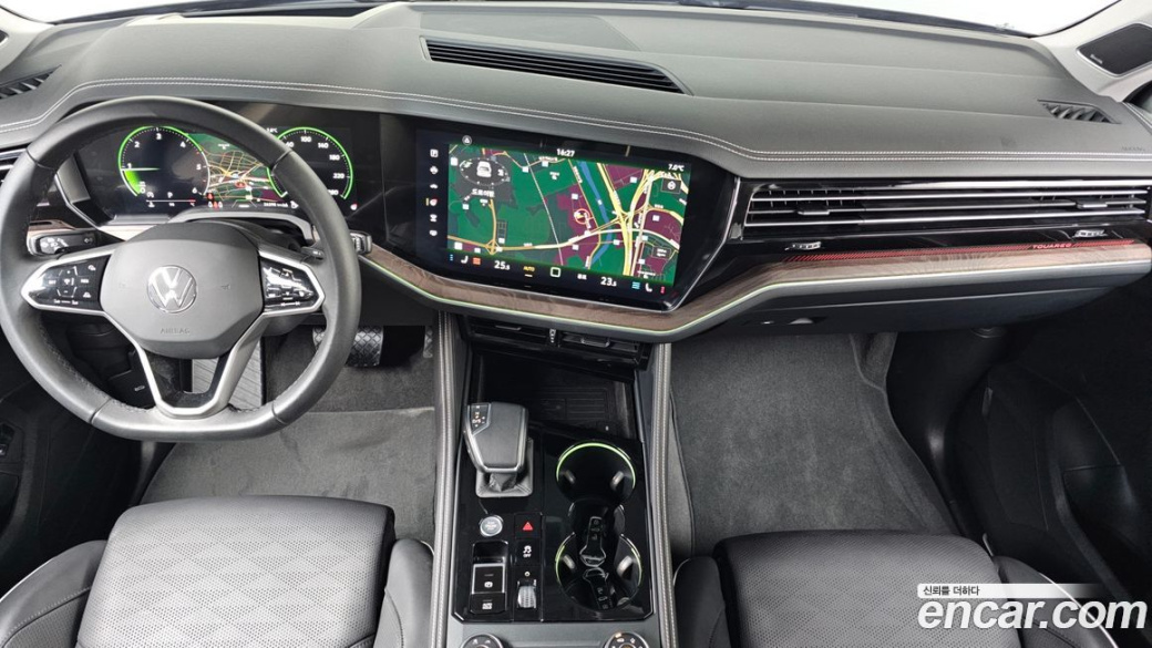 Volkswagen Touareg 3.0 TDI Prestige, 2024