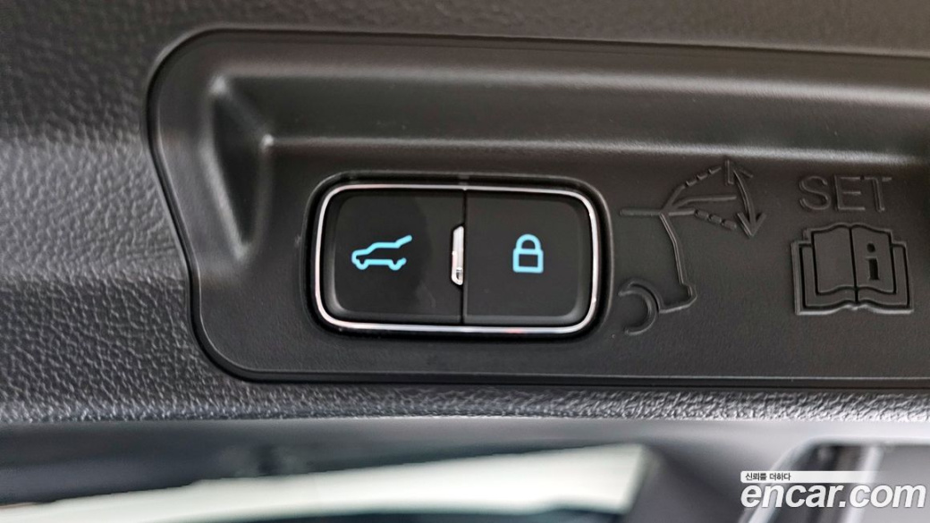 Ford Explorer 3.0 Platinum 4WD, 2023