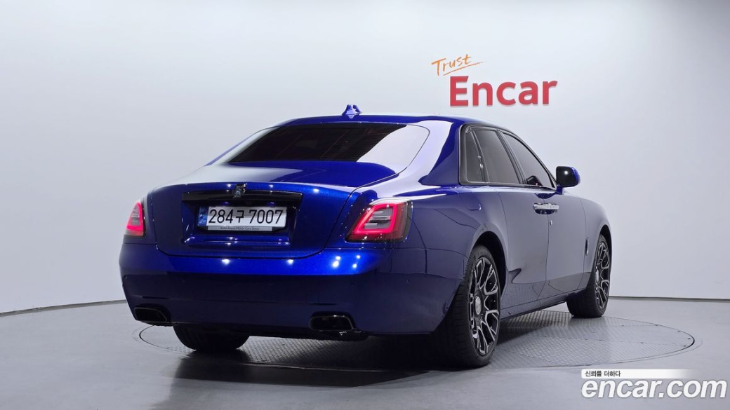 Rolls-Royce Ghost 6.7 V12 Black Badge, 2023