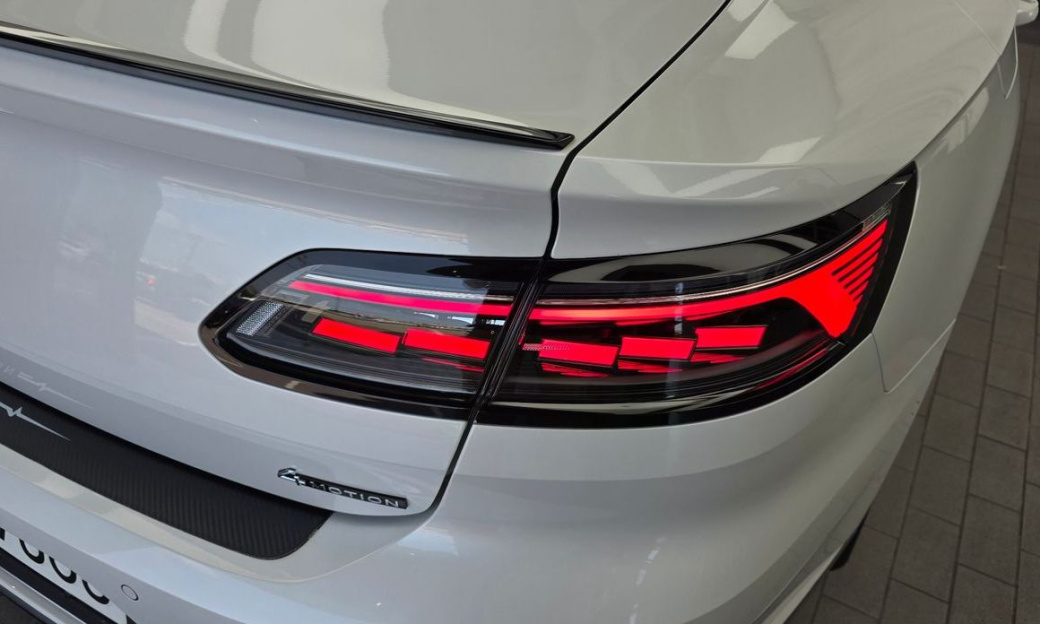 Volkswagen Arteon 2.0 TDI R-LIINE 4Motion, 2023