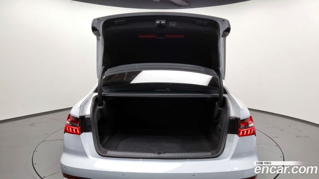 Audi A6 40 TDI Quattro Premium, 2022