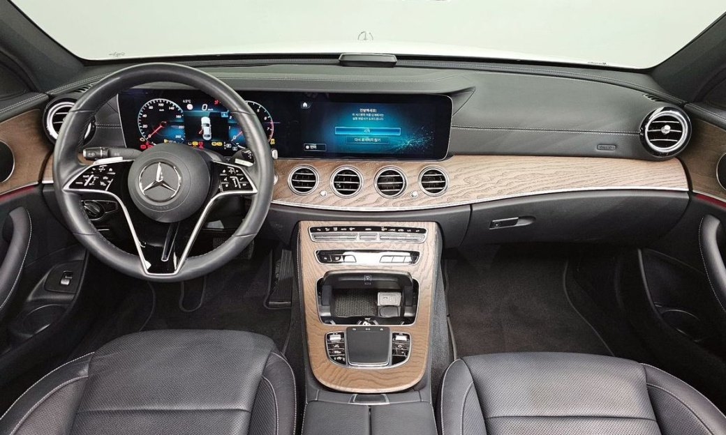 Mercedes-Benz E-Class E250 Exclusive, 2022