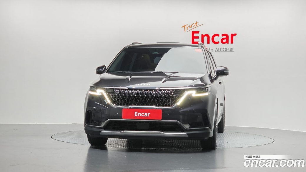 Kia Carnival 9-Seater Signature, 2023