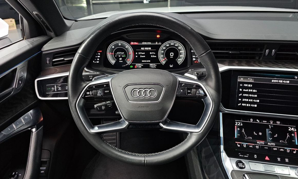 Audi A6 40 TDI Premium, 2022