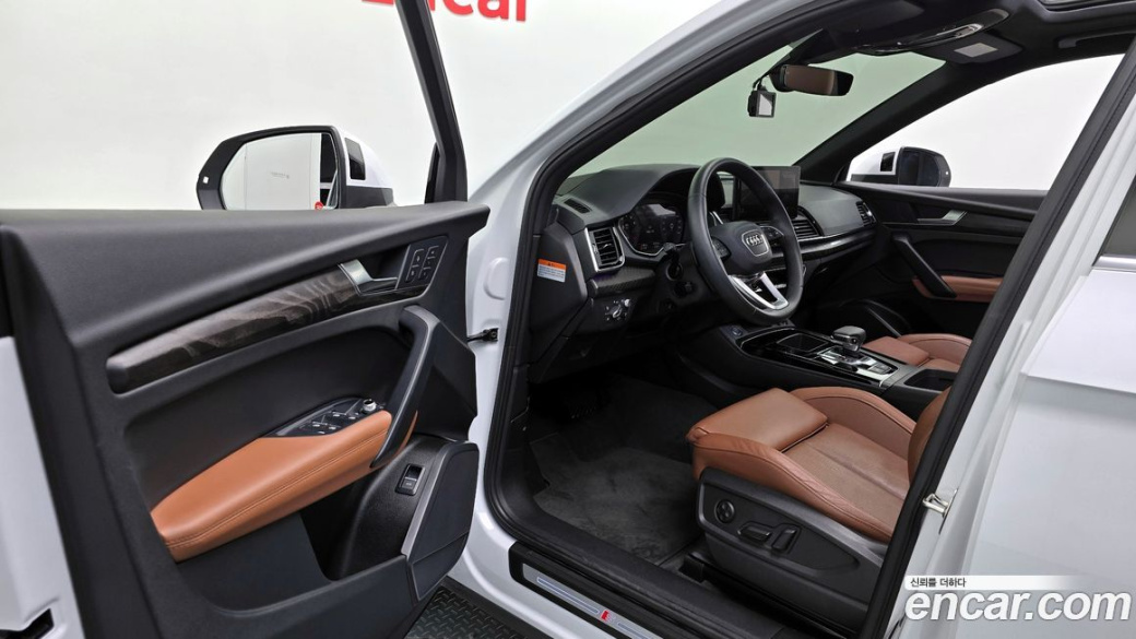 Audi Q5 45 TFSI Quattro Premium, 2023