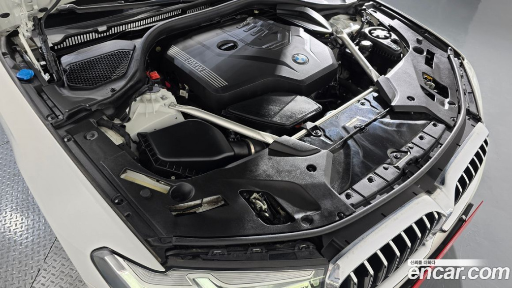 BMW 5-Series 520i M Sport, 2023