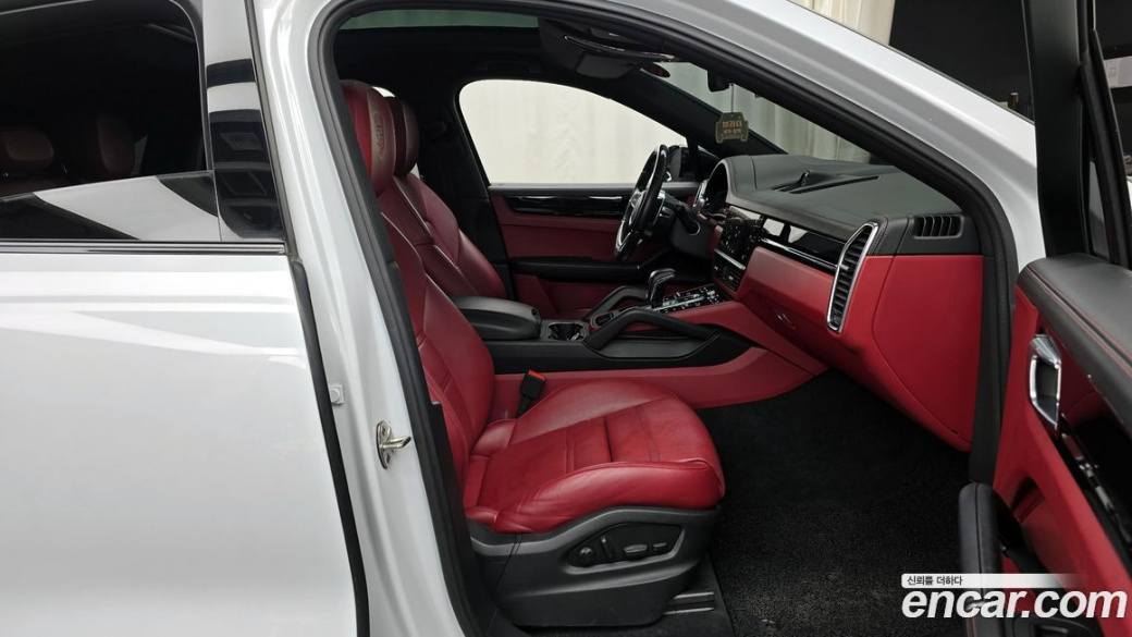 Porsche Cayenne 3.0 Coupe, 2022