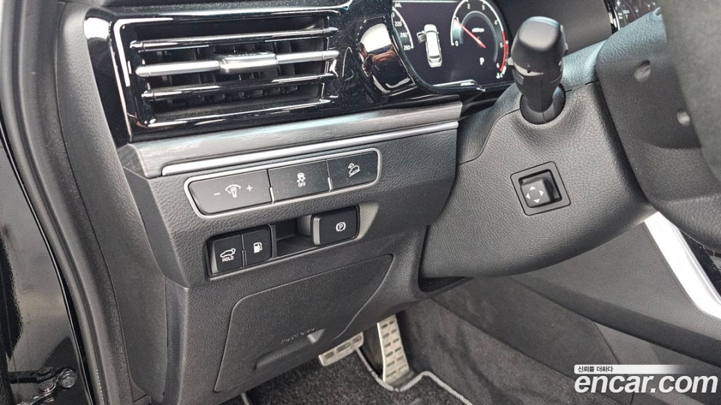 Kia Mohave Diesel 3.0 4WD 6-Seater, 2022