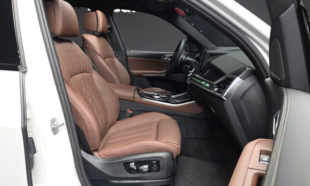 BMW X5 xDrive 40i M Sport, 2025
