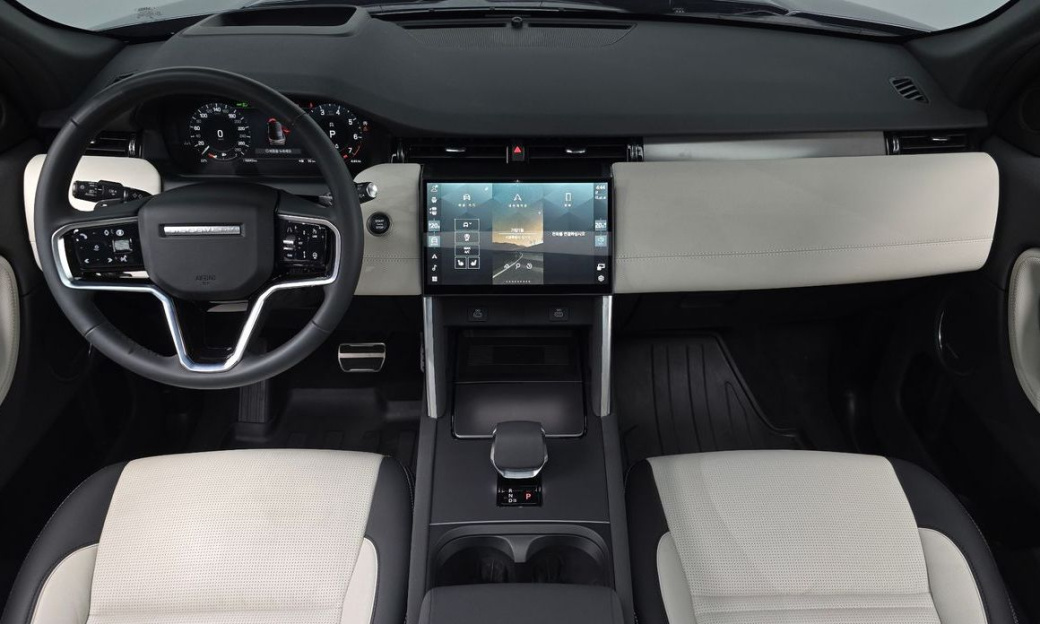 Land Rover Discovery Sport P250 Dynamic SE, 2025