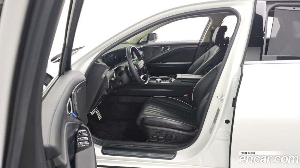 Kia K8 2.5 Gasoline 2WD, 2025