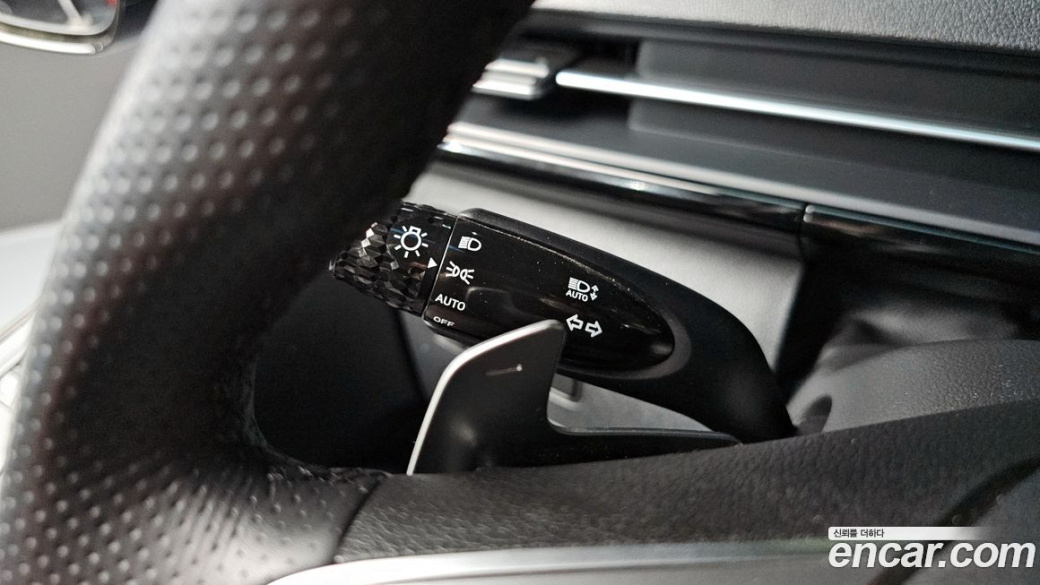 Hyundai Staria Lounge 9-Seater, 2023