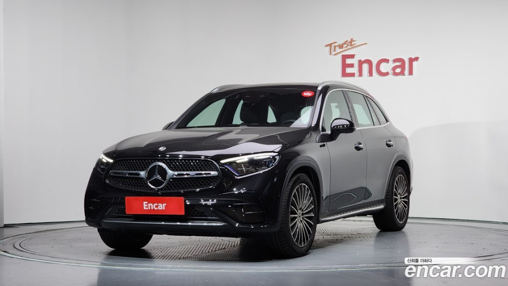Mercedes-Benz GLC-Class GLC300 4MATIC AMG Line, 2025
