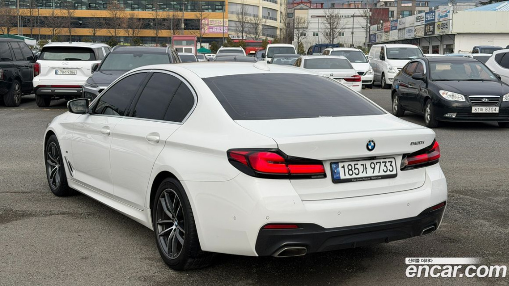 BMW 5-Series 520i M Sport, 2023