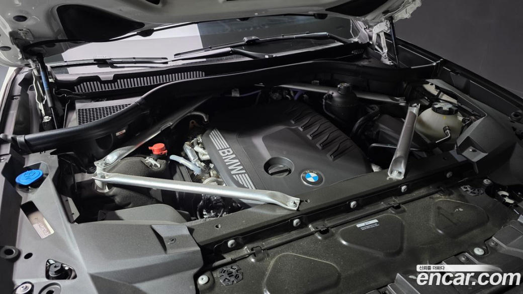 BMW X7 xDrive 40d M Sport 7 STR, 2025