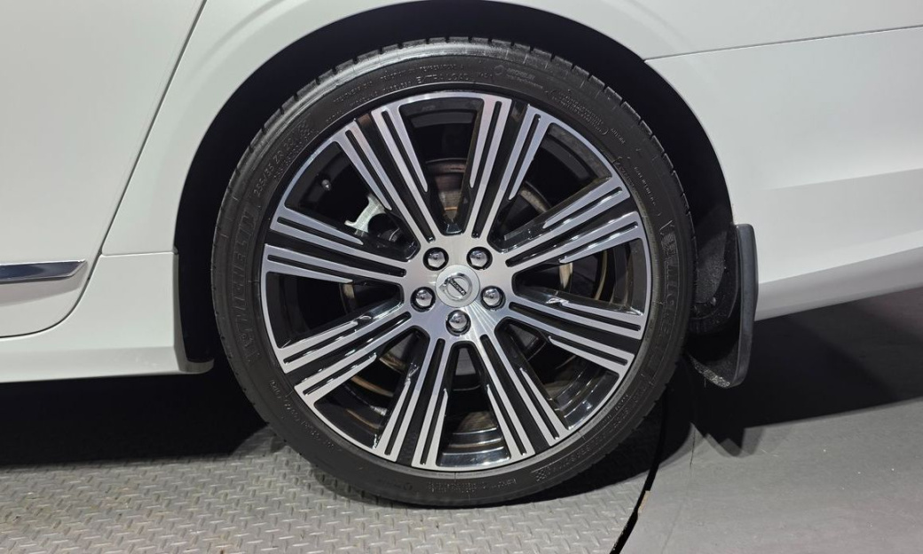 Volvo S90 B6 AWD Ultra Bright, 2023