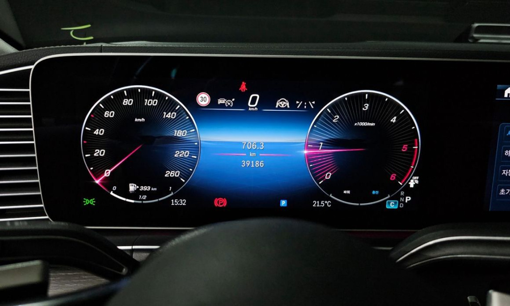 Mercedes-Benz GLE-Class GLE300d 4MATIC, 2024