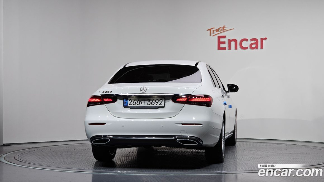Mercedes-Benz E-Class E250 Exclusive, 2022