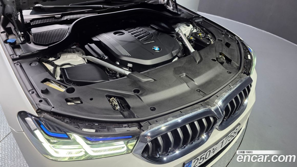 BMW Gran Turismo 640i xDrive M Sport, 2022
