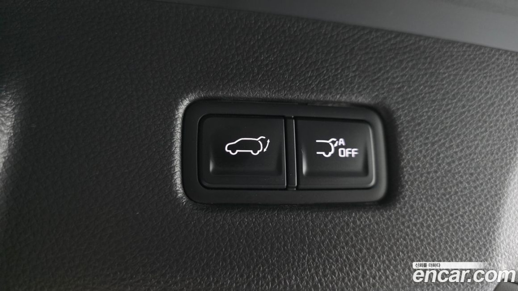 Kia Carnival 7-Seater Signature, 2023
