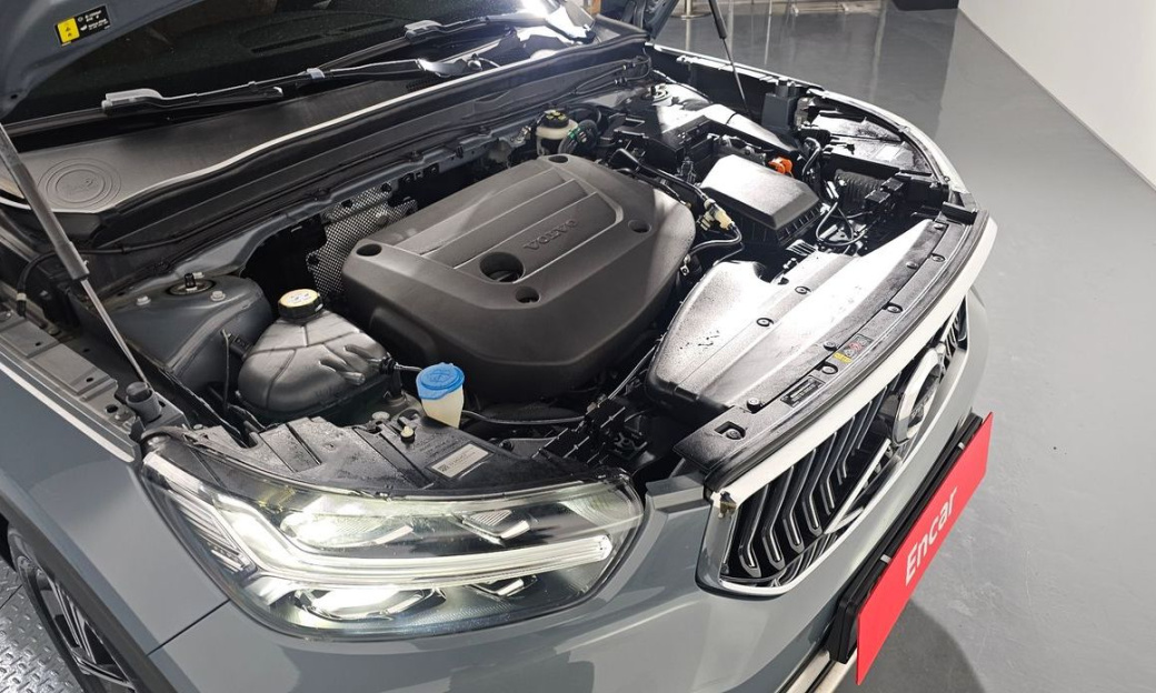 Volvo XC40 B4 Inscription, 2022