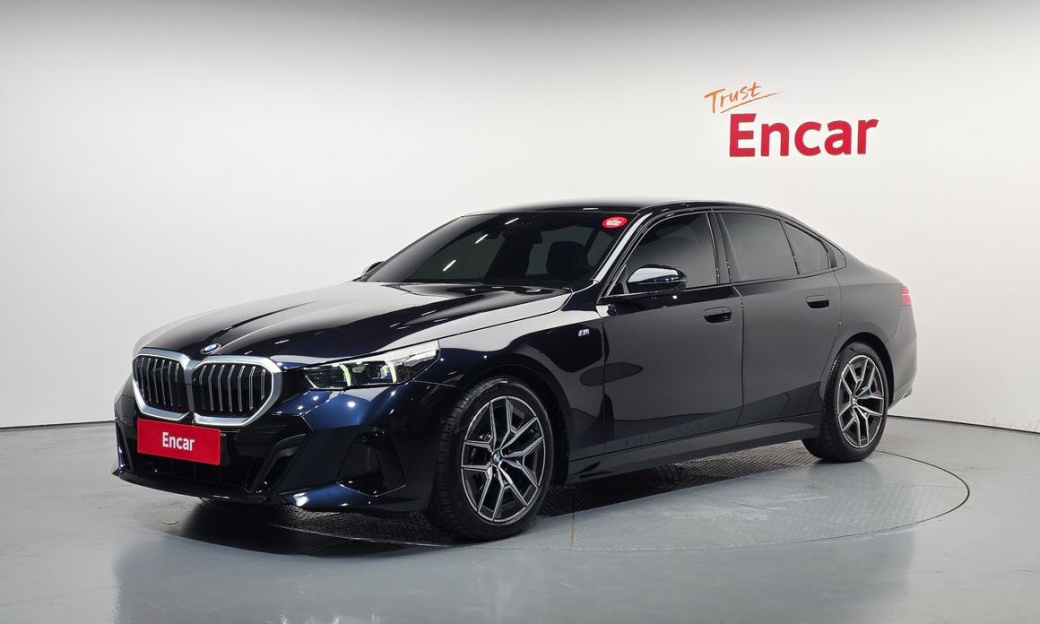 BMW 5-Series 520i M Sport, 2024