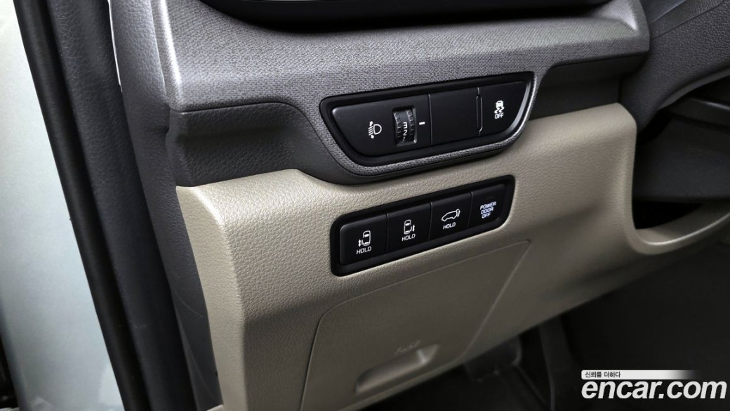 Kia Carnival 9-Seater Noblesse, 2025
