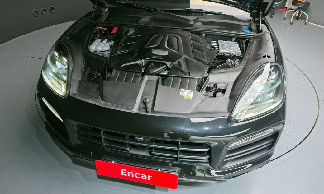 Porsche Cayenne 3.0 COUPE PLATINUM EDITION, 2023