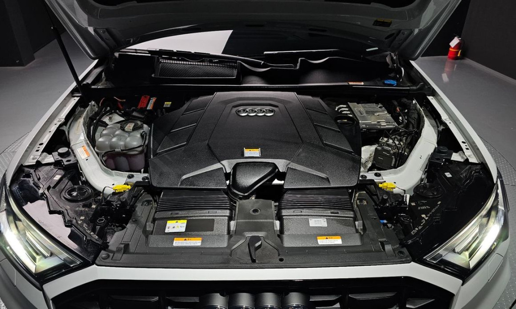 Audi Q7 55 TFSI Quattro Premium, 2022