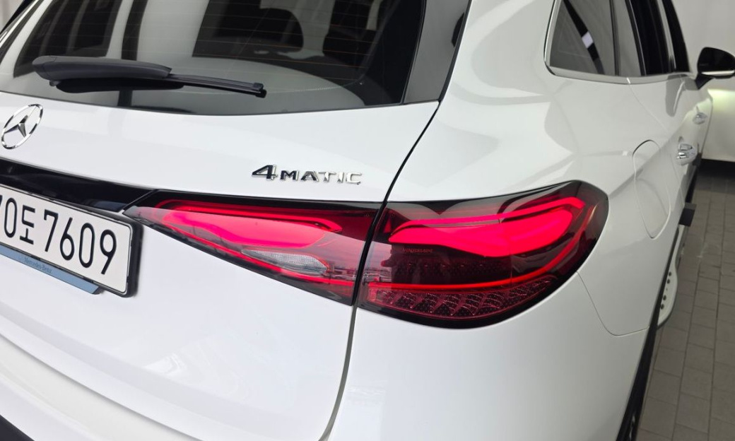 Mercedes-Benz GLC-Class GLC220 d 4MATIC, 2025