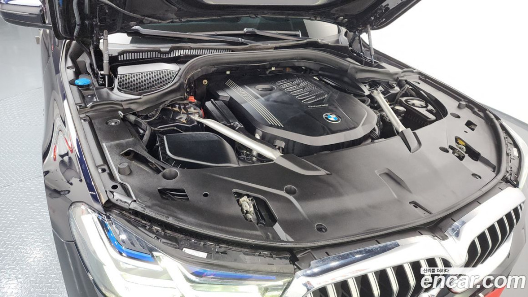 BMW Gran Turismo 640i xDrive M Sport, 2022
