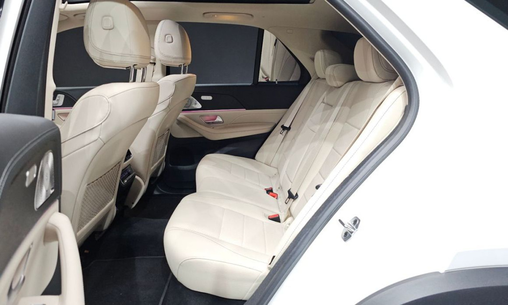Mercedes-Benz GLE-Class GLE300d 4MATIC, 2024